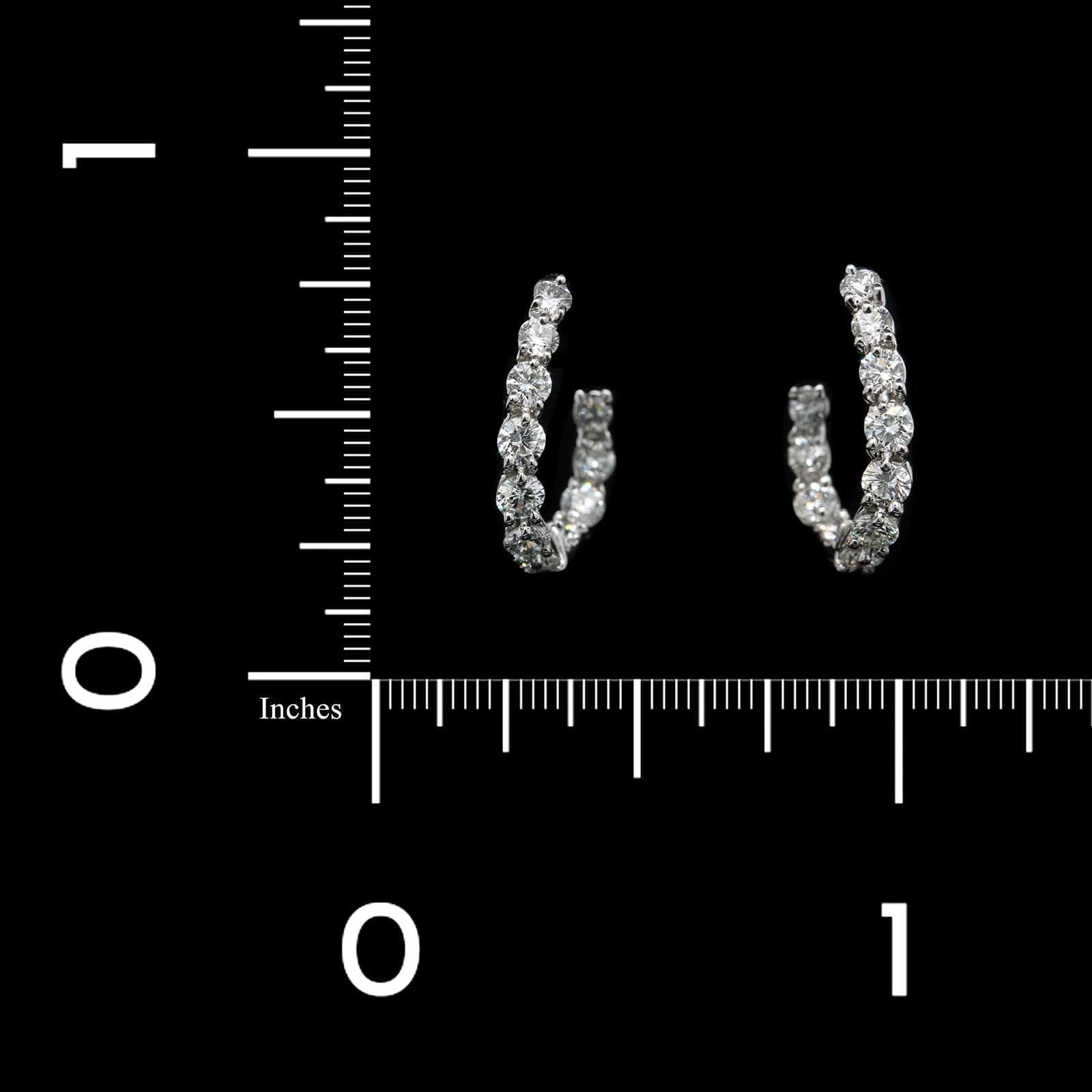 Gumuchian 18K White Gold Diamond Hoop Earrings