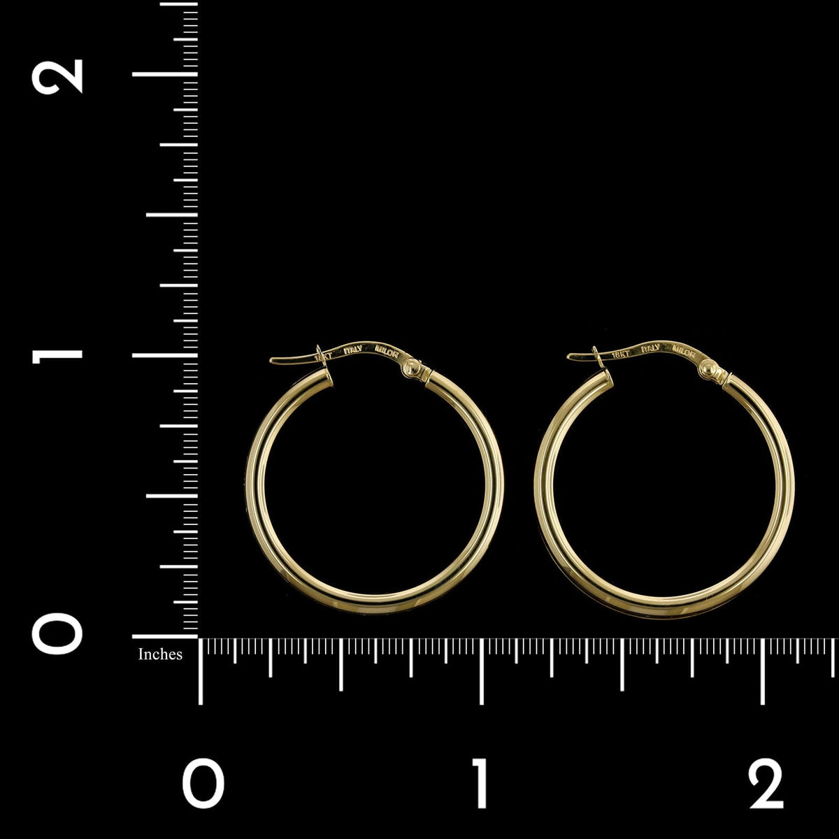 18K Yellow Gold Estate Hoop Earringsdes