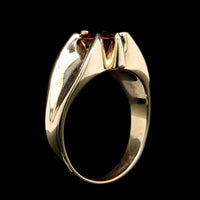 14K Yellow Gold Estate Garnet Ring