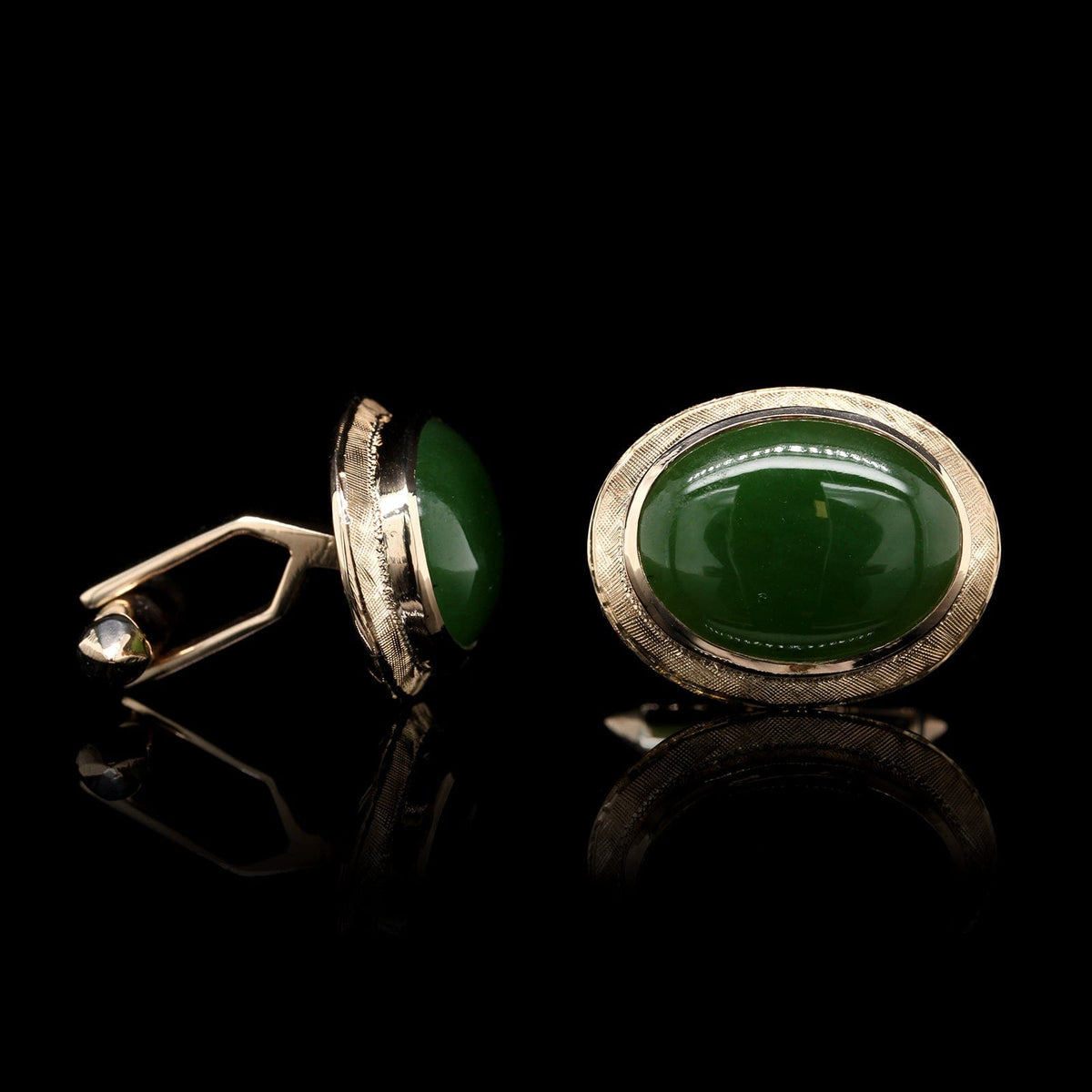 18K Yellow Gold Estate Nephrite Jade Cufflinks