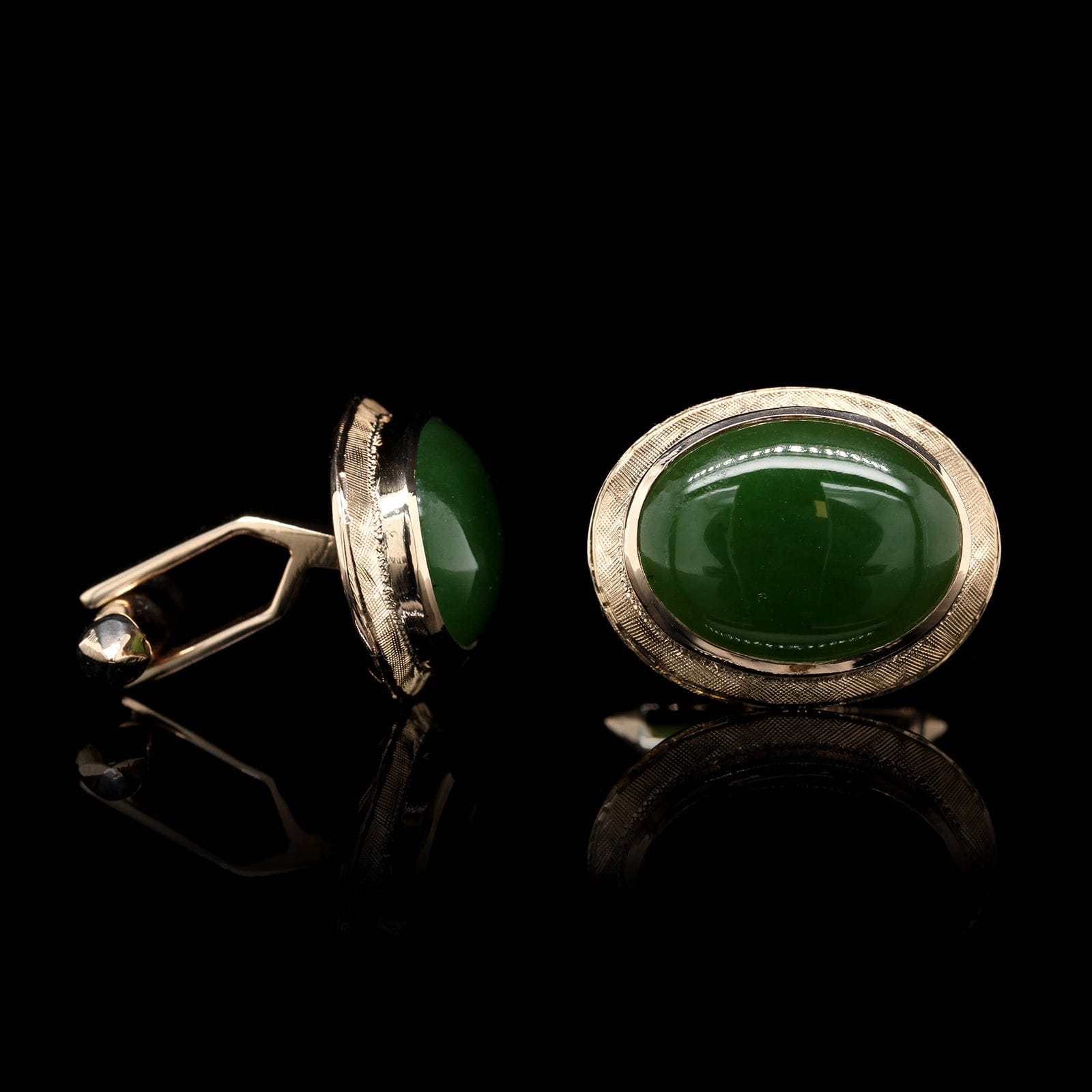 18K Yellow Gold Estate Nephrite Jade Cufflinks