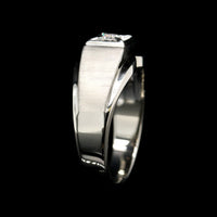 14K White Gold Estate Diamond Ring