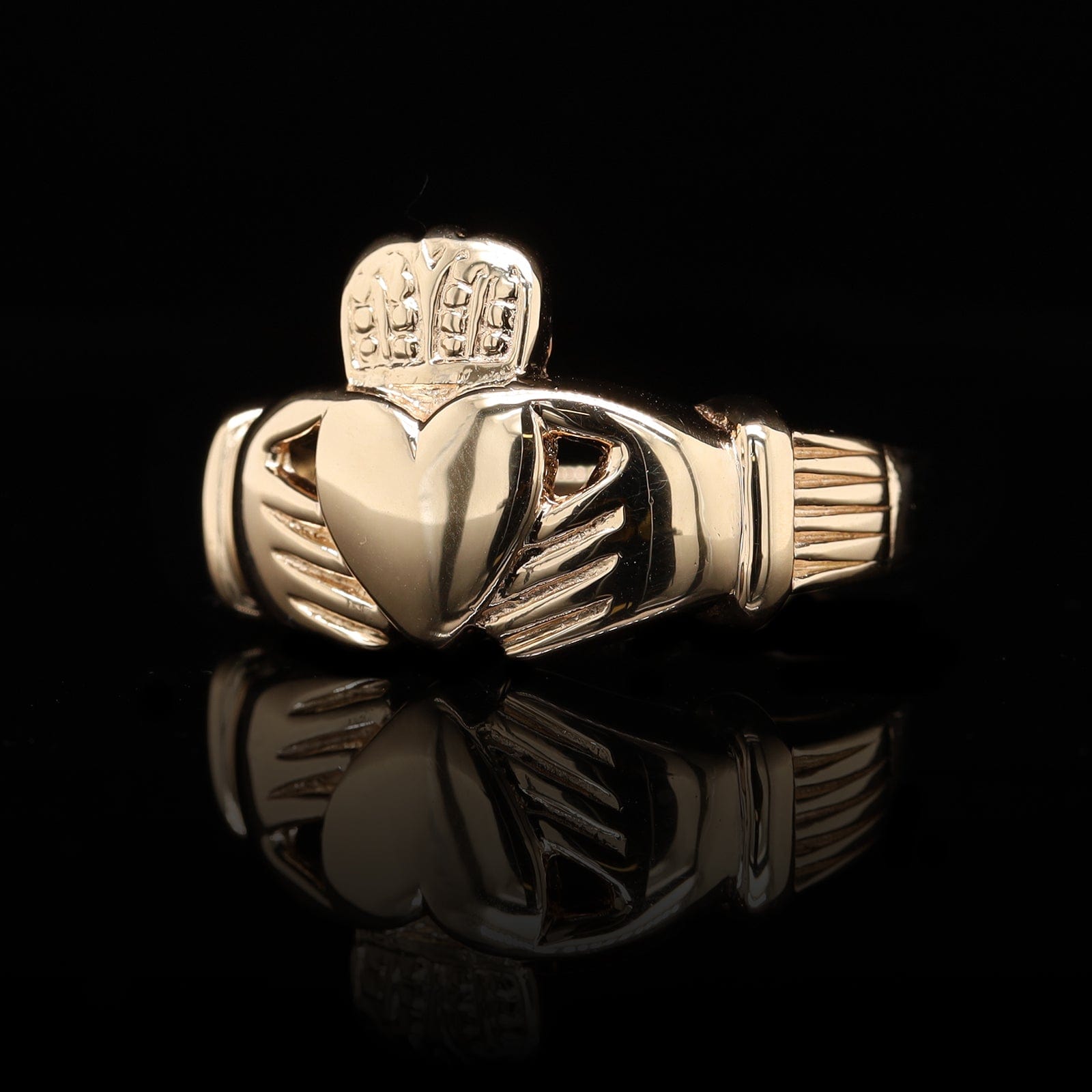 14K Yellow Gold Estate Claddagh Ring