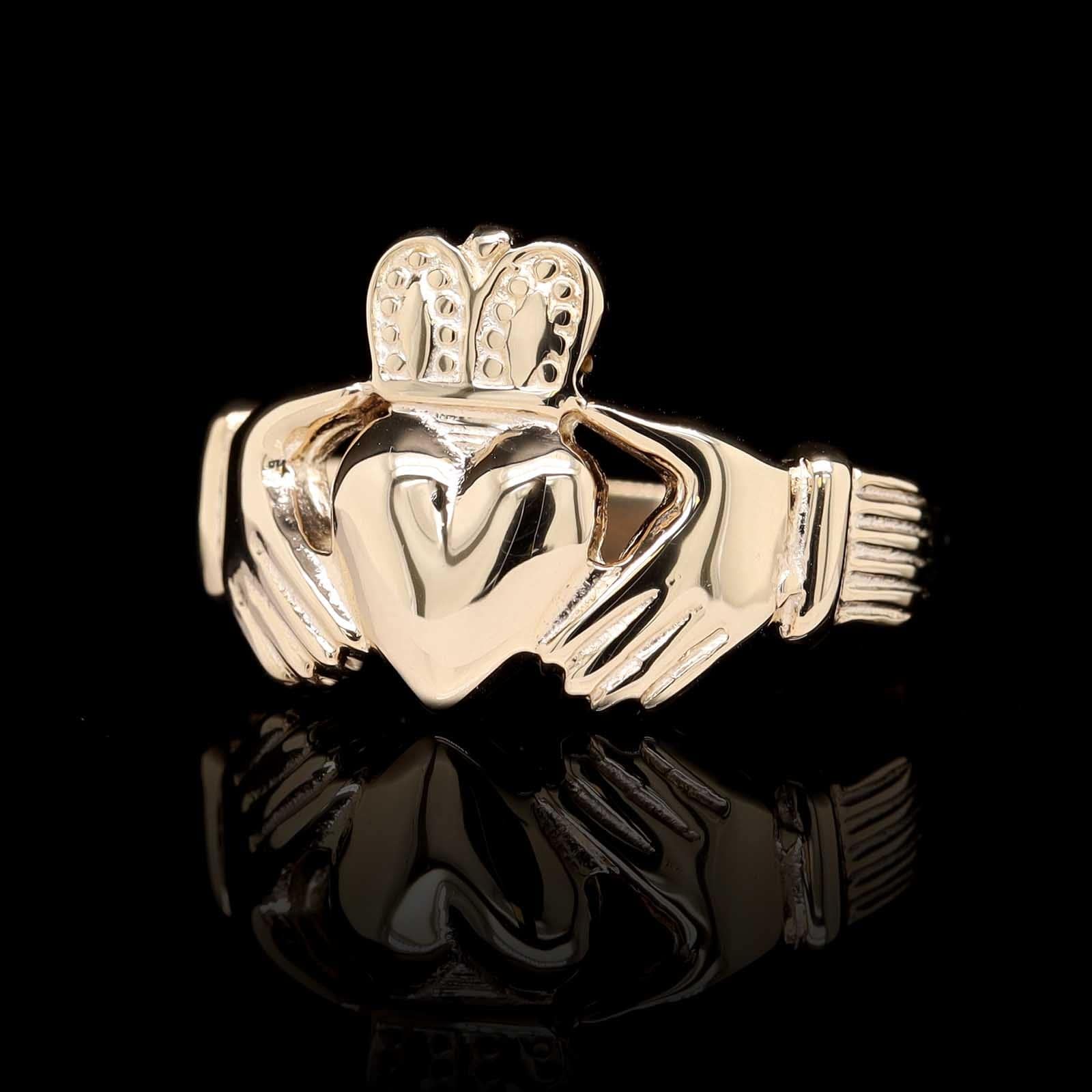 14K Yellow Gold Estate Claddagh Ring
