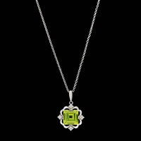 14K White Gold Estate Peridot and Diamond Pendant Necklace