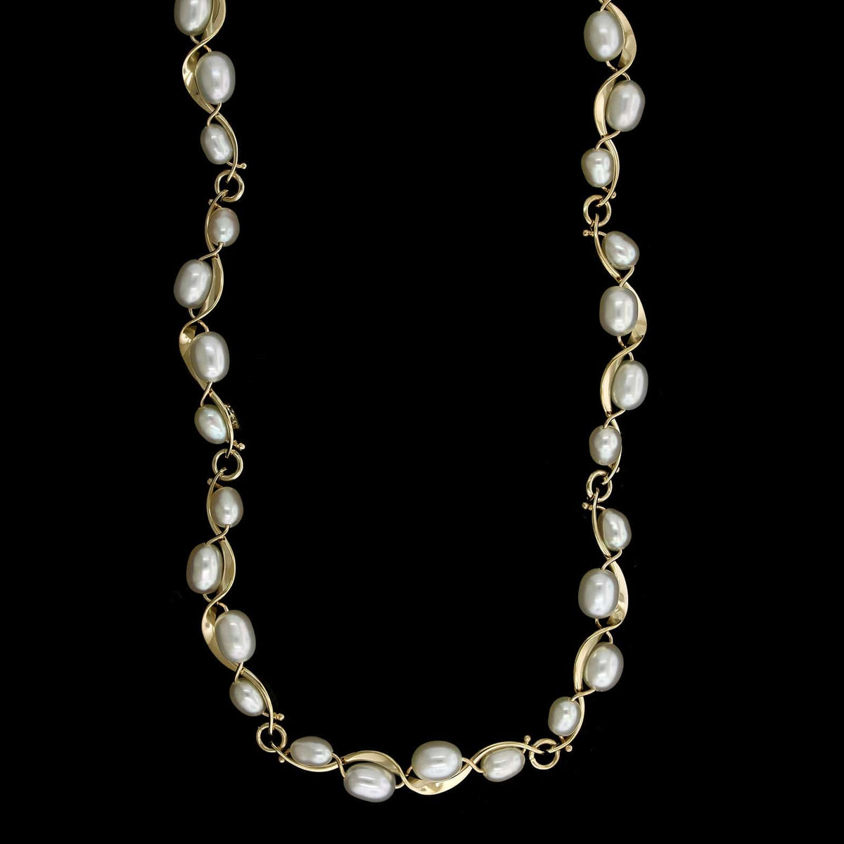Tom Kruskal 14K Yellow Gold Estate Cultured Freshwater Pearl Ruffle Necklace