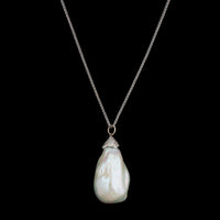 14K White Gold Estate Pearl and Diamond Pendant Necklace