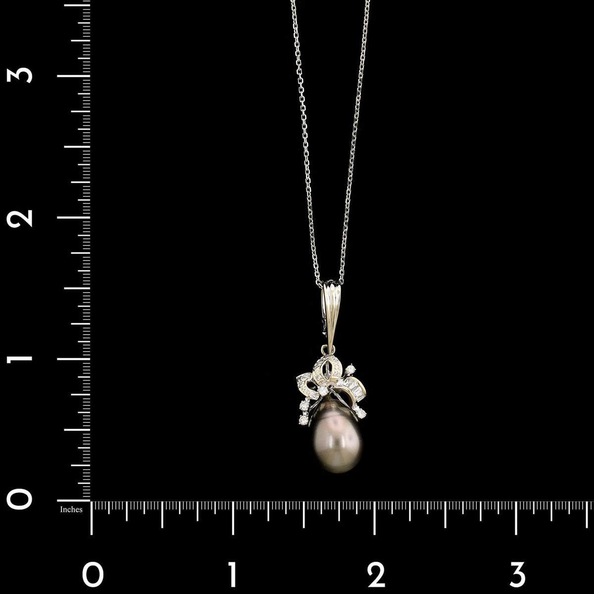 14K White Gold Estate Tahitian Pearl and Diamond Pendant Necklace