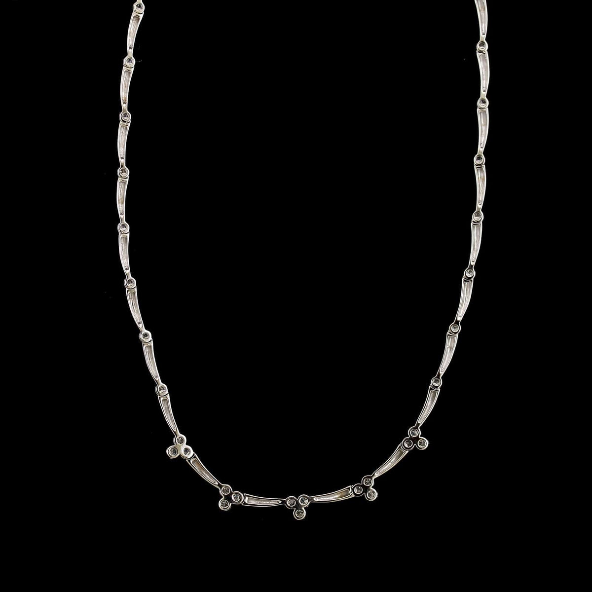 18K White Gold Estate Diamond Necklace