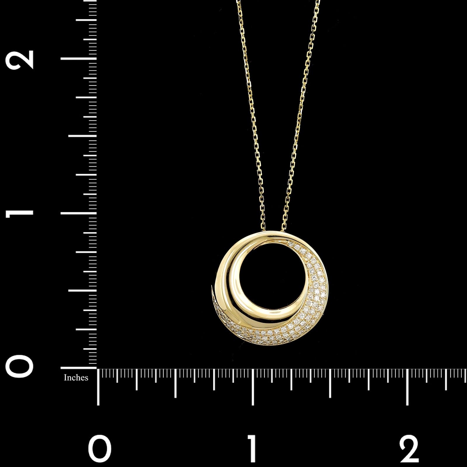 14K Yellow Gold Estate Diamond Circle Pendant Necklace