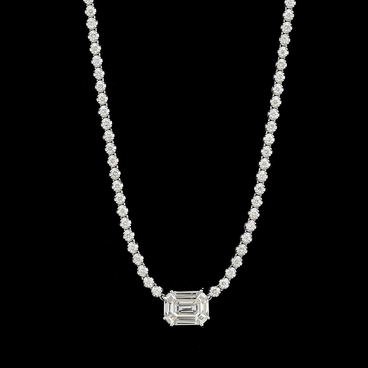 18K White Gold Estate Diamond Necklace