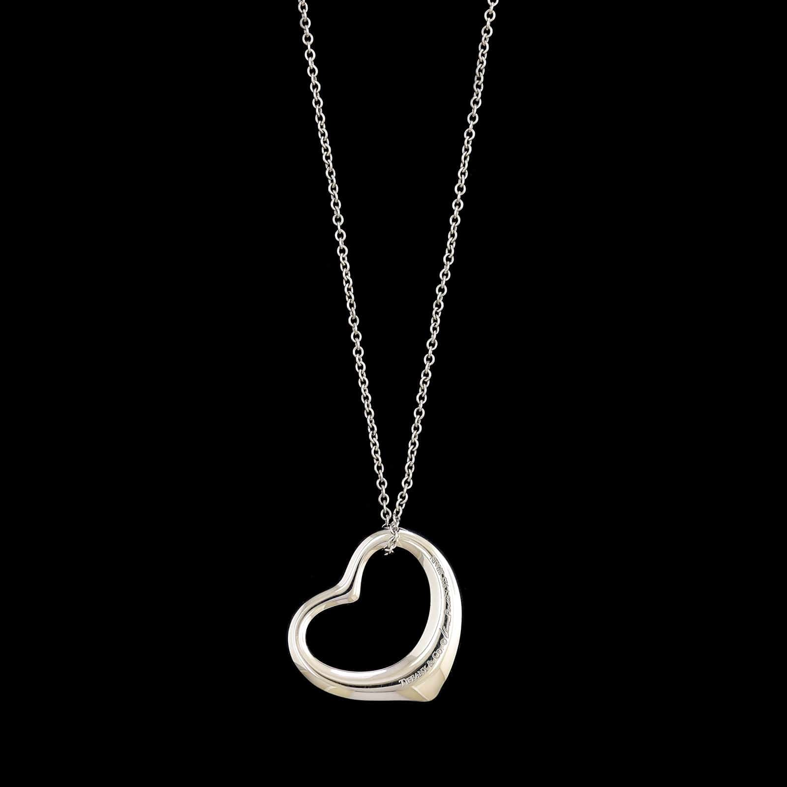 Tiffany & Co. Sterling Silver Estate Elsa Peretti Open Heart Necklace