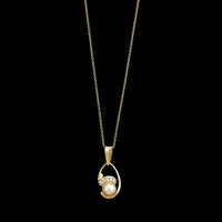 14K Yellow Gold Estate Pearl and Diamond Pendant Necklace