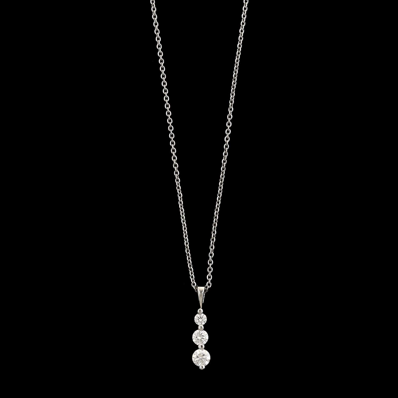 18K White Gold Estate Diamond Pendant Necklace