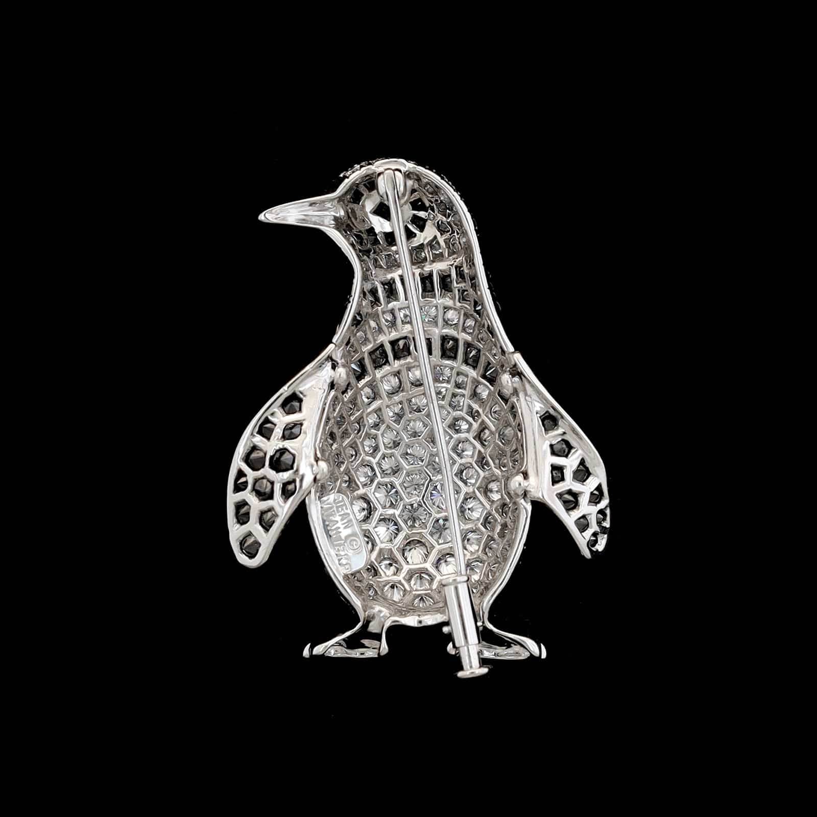 [専用出品] penguin1102 Jean Vitau 18K White Gold Estate Diamond Penguin Pin – Long's Jewelers
