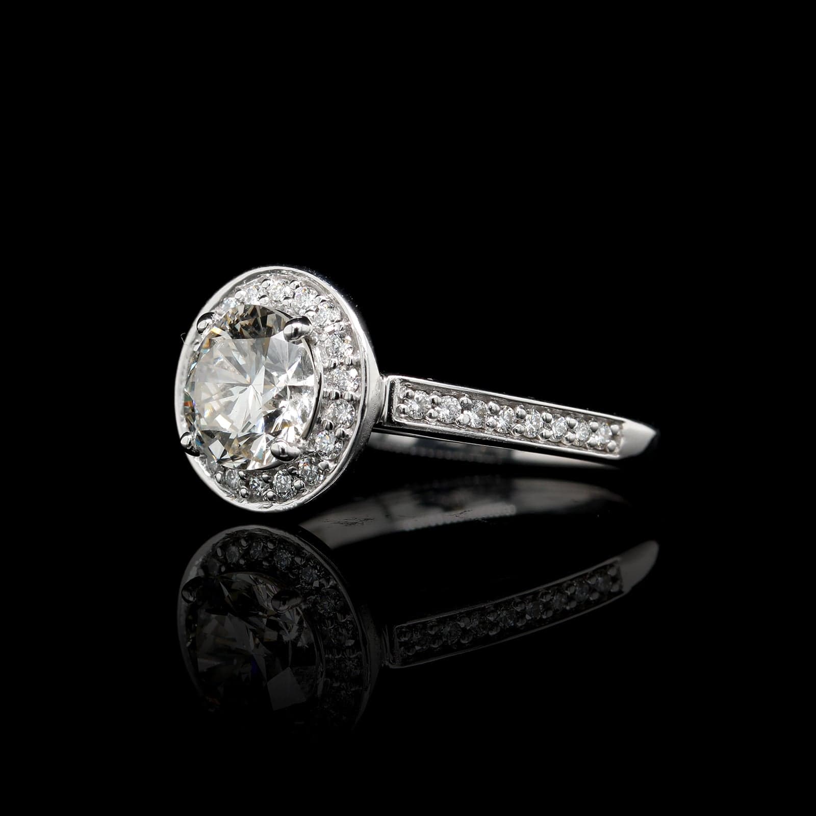 18K White Gold Estate Diamond Halo Engagement Ring