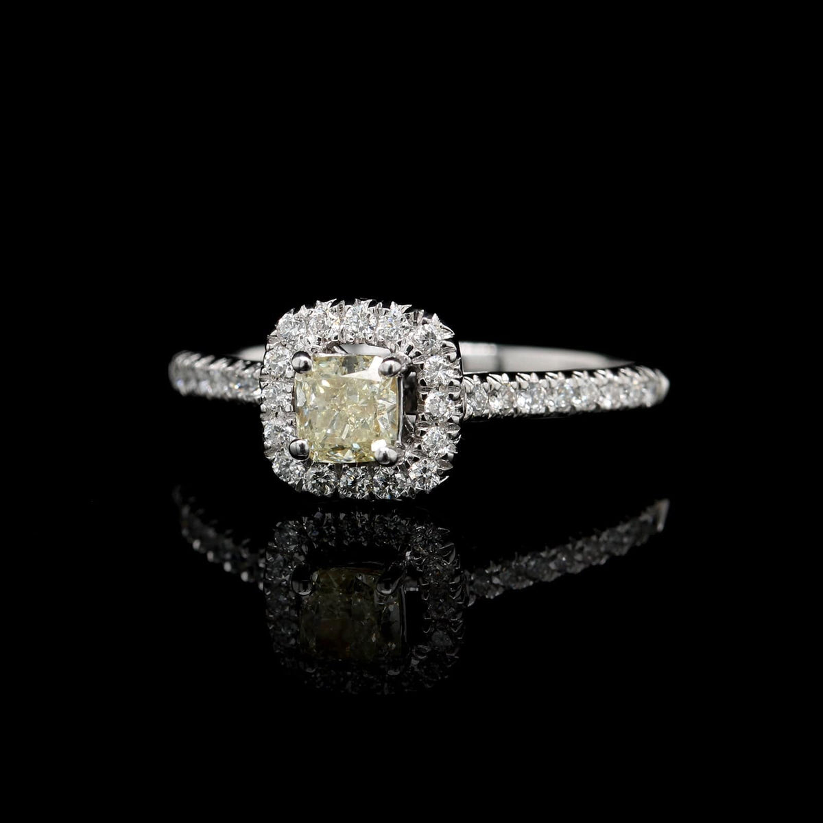 18K White Gold Estate Diamond Halo Ring