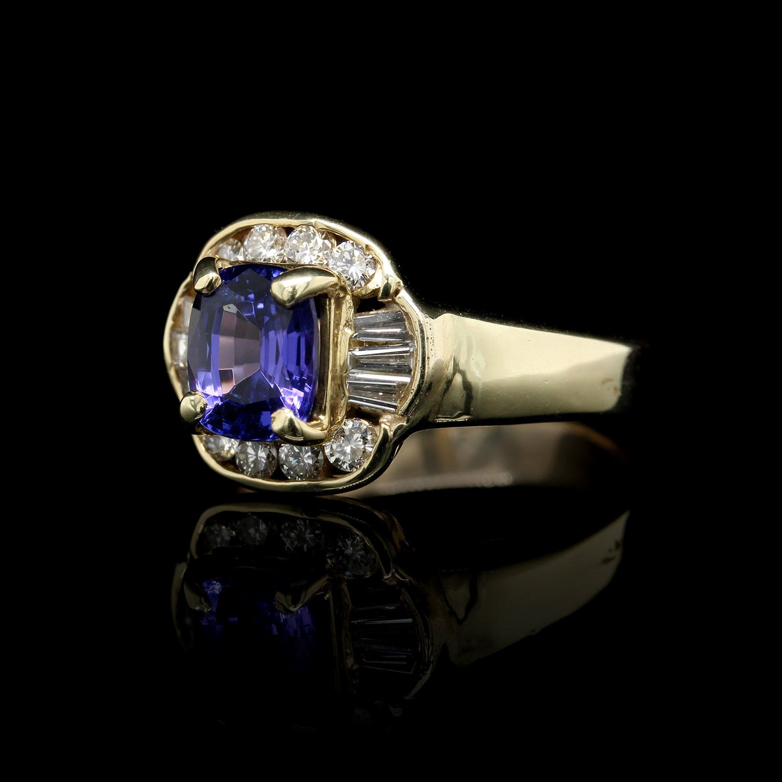 14K Yellow Gold Estate Tanzanite and Diamond Ring