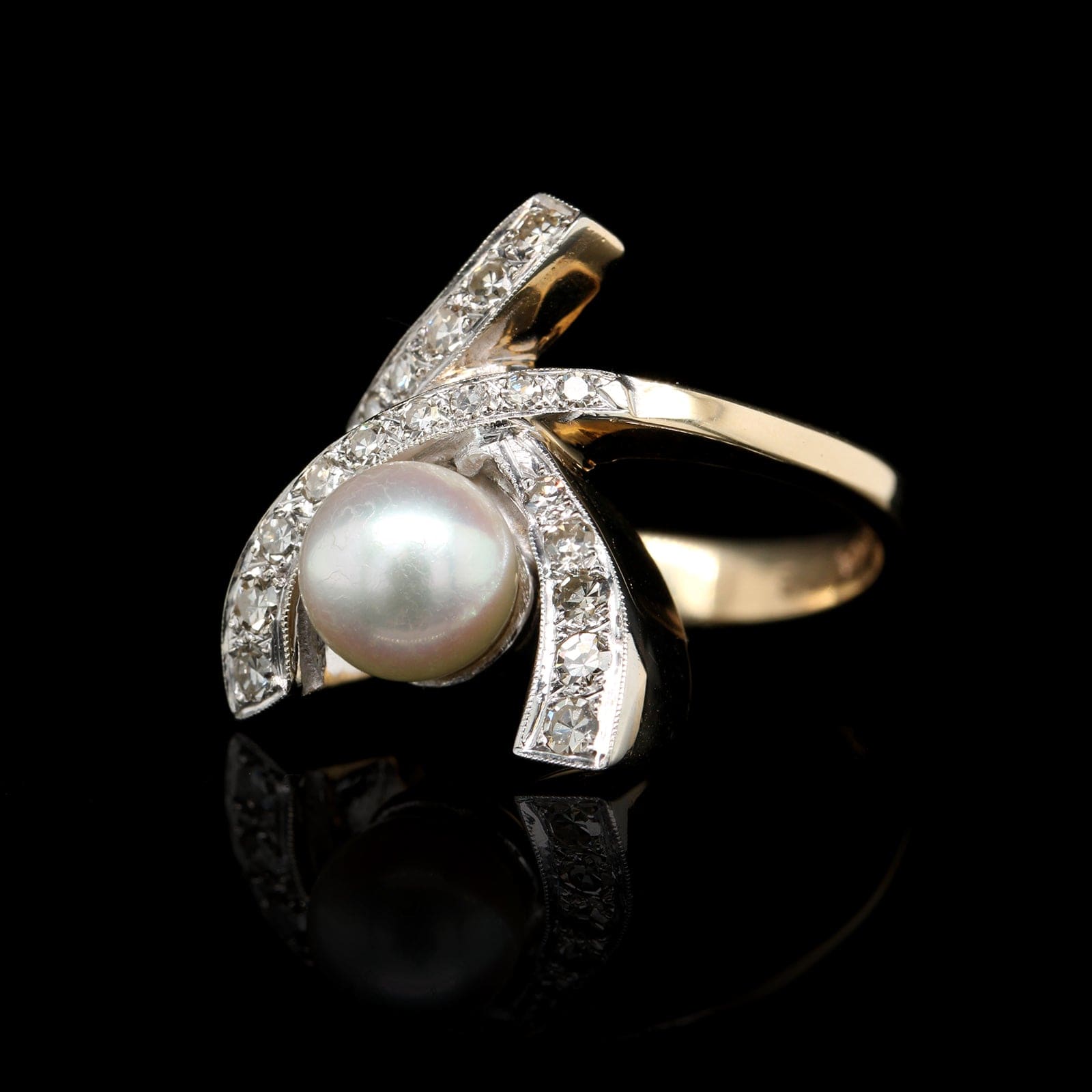 14K Yellow Gold Estate Cultured and Pearl Diamond Ring