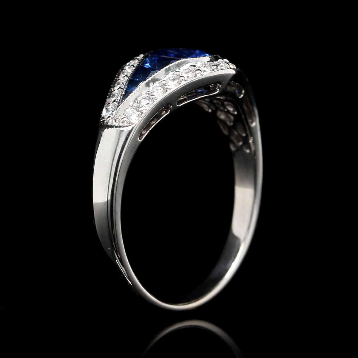 18K White Gold Estate Sapphire and Diamond Ring