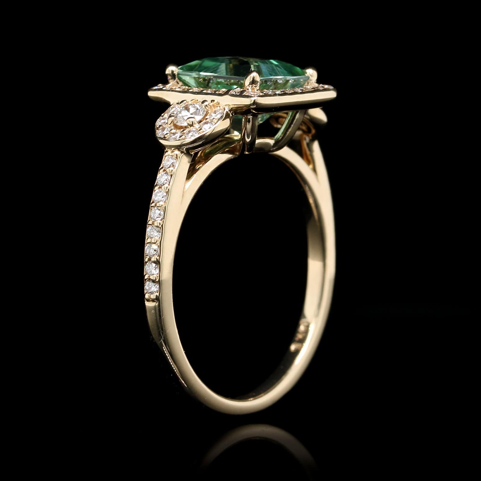 14K Yellow Gold Estate Green Tourmaline and Diamond Ring