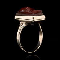 Vintage 14K Yellow Gold Estate Hardstone Cameo Soldier Ring