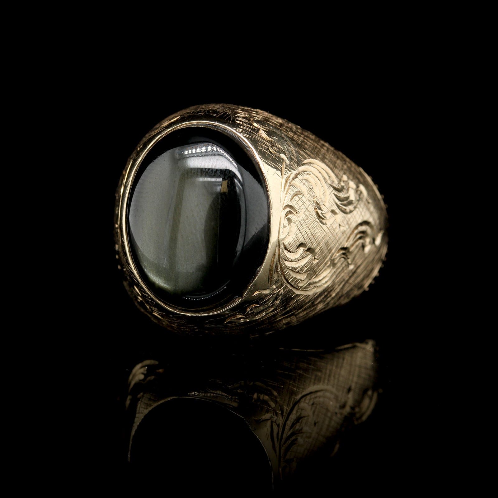 14K Yellow Gold Estate Black Star Sapphire Ring