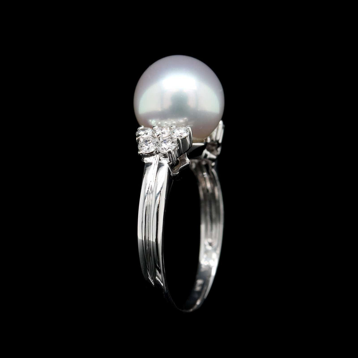 18K White Gold Estate Pearl and Diamond Ring