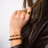 18K Yellow Gold Estate Garnet and Diamond Ring