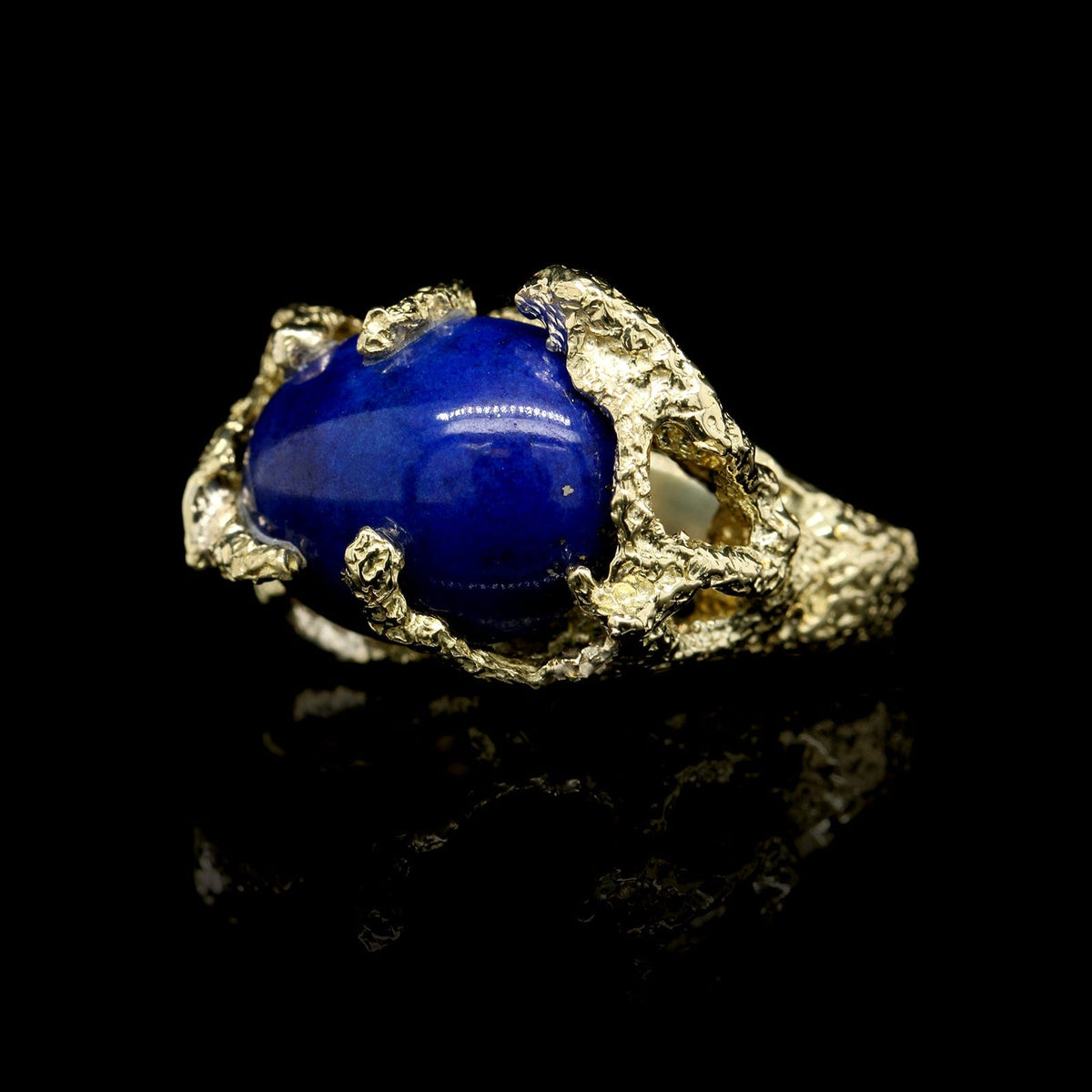 La Triomphe 18K Yellow Gold Estate Lapis Ring