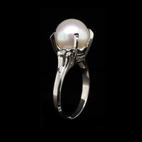 Platinum Estate Cultured Pearl Ring