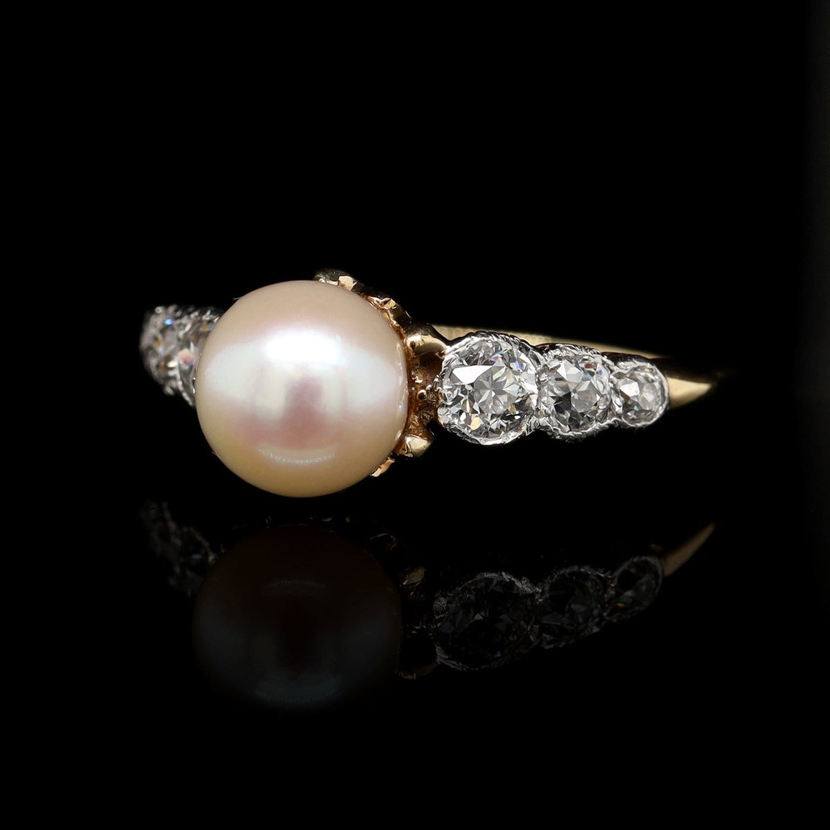 Bague Or Jaune Émeraude et Diamants I Bijoux Anciens en Or I Bague Or Jaune Émeraude et Diamants I Bijoux Anciens en Or I