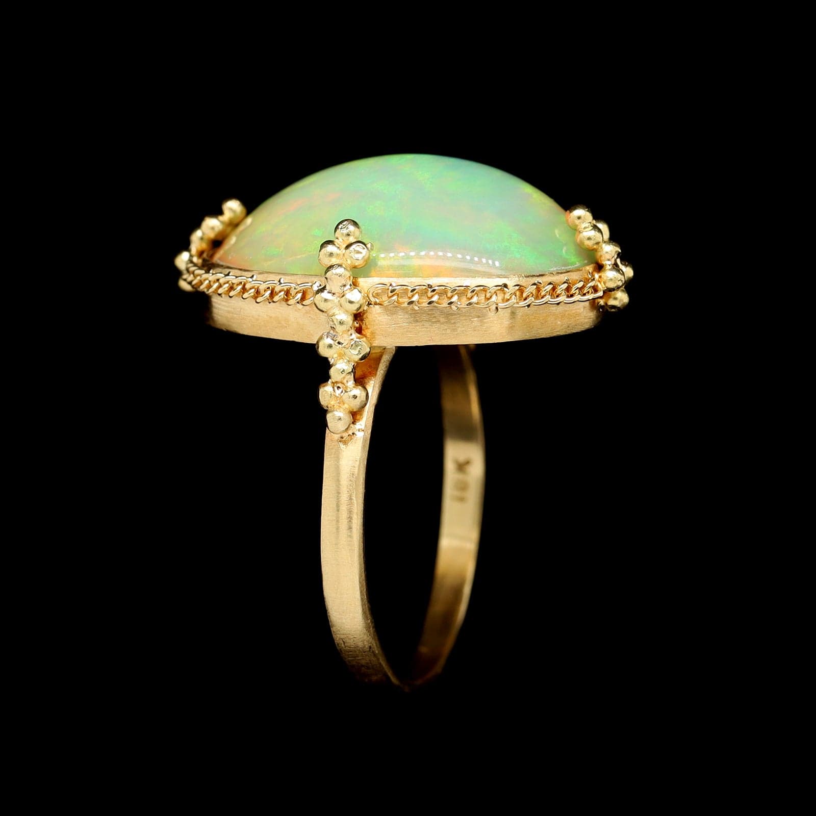 Amali 18K Yellow Gold Estate Opal Ring