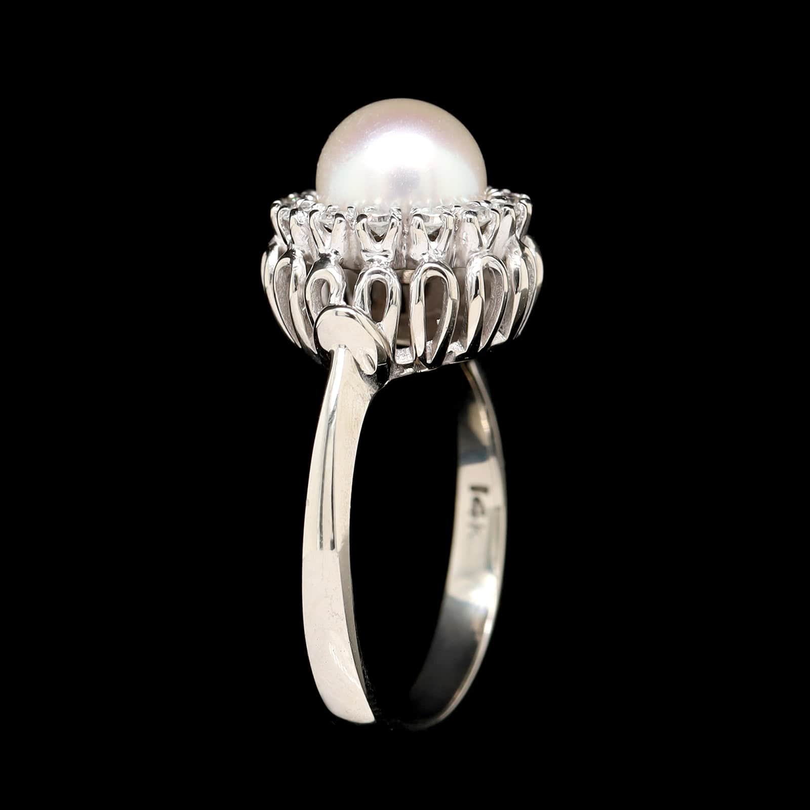 14K White Gold Pearl Estate Diamond Halo Ring