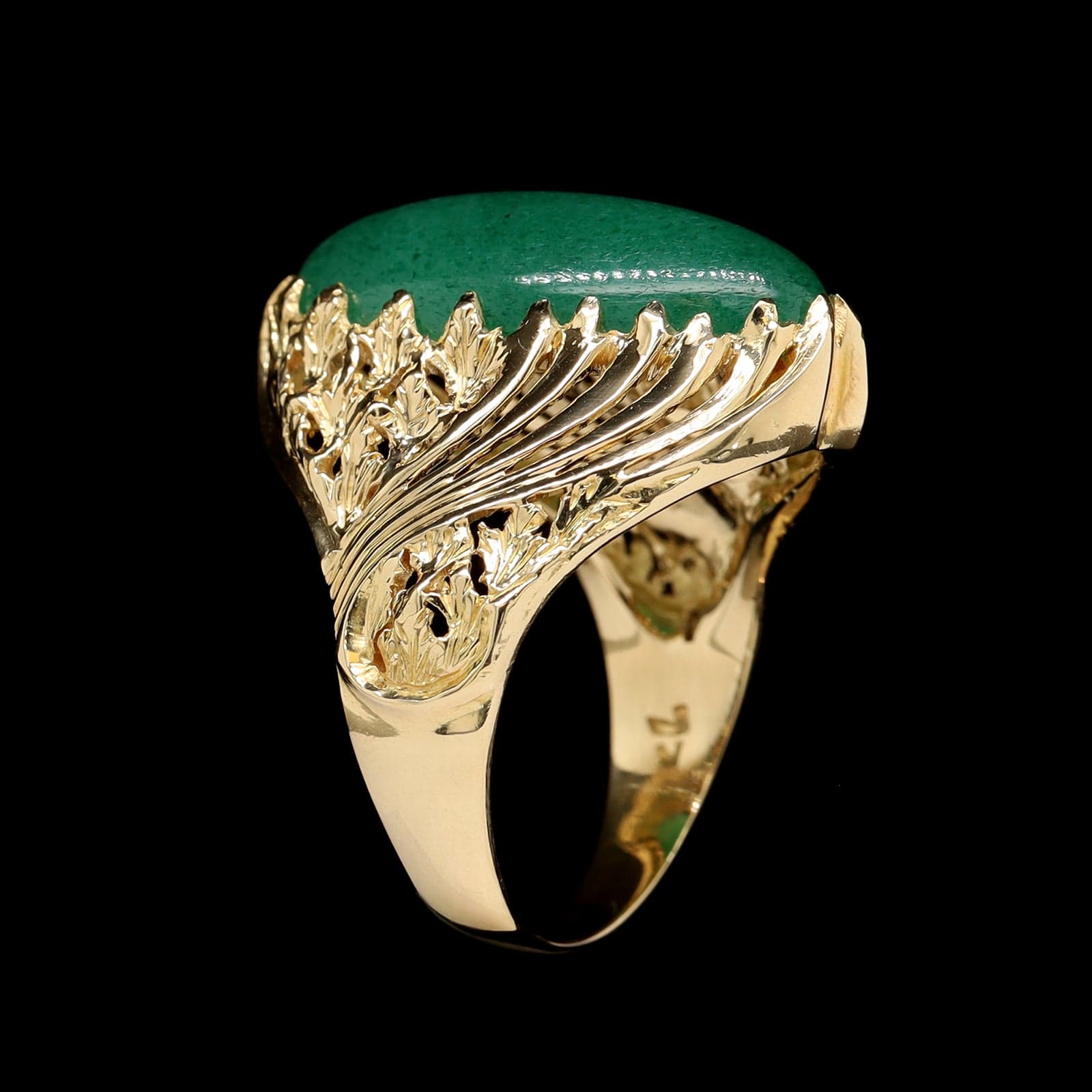 14K Yellow Gold Estate Aventurine Ring