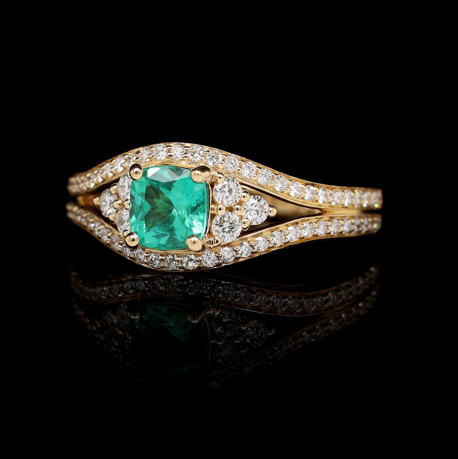 18K Yellow Gold Estate Emerald and Diamond Ring