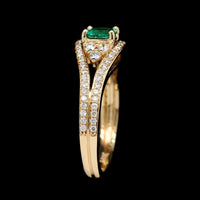 18K Yellow Gold Estate Emerald and Diamond Ring