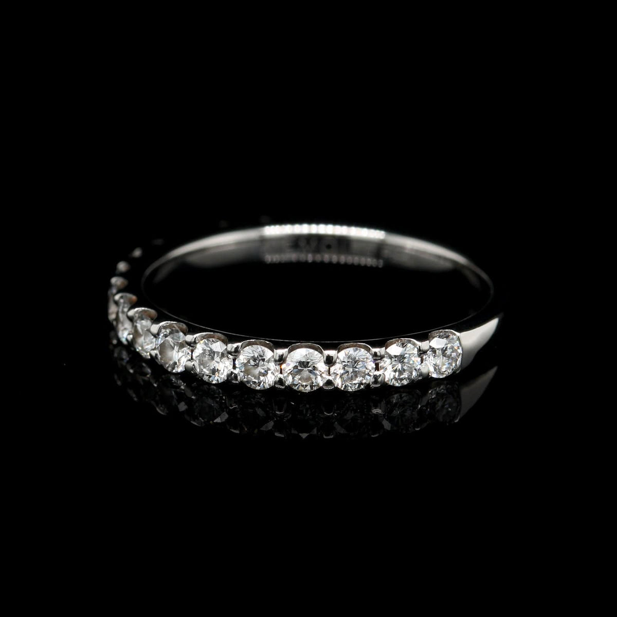 Memoire Platinum Estate Diamond Band – Long's Jewelers