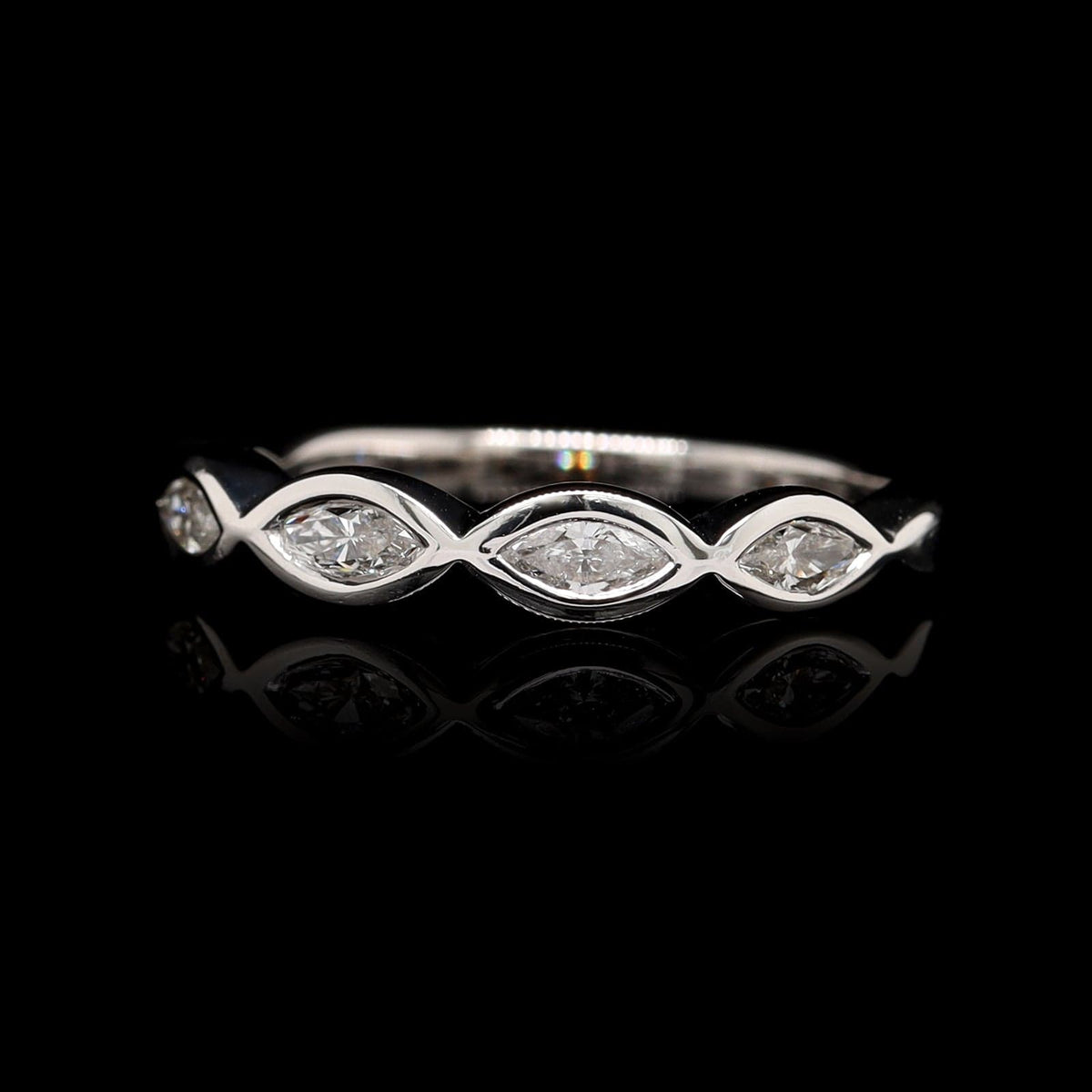 18K White Gold Estate Diamond Band