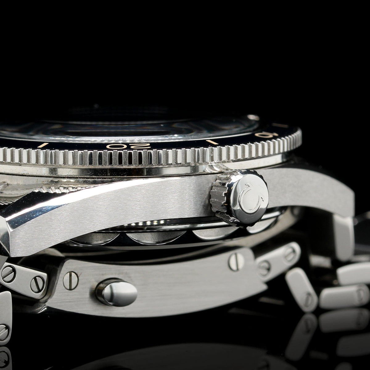 Omega Steel Estate Seamaster 300 Wristwatch