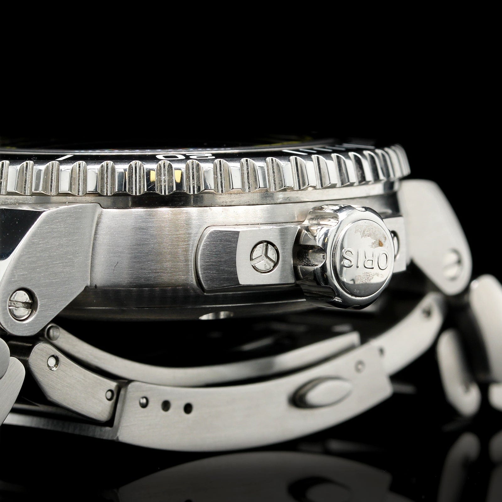 Oris Aquis Steel Estate Diver Depth Gauge Wristwatch