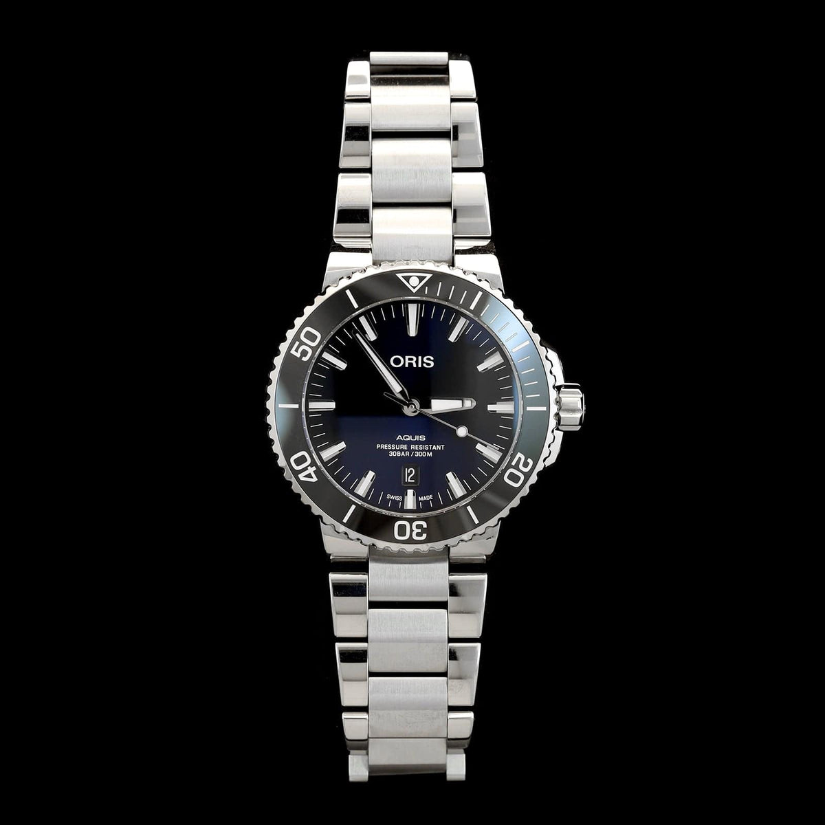 Stainless Steel Pre-Owned Oris Aquis Date Estate Watch