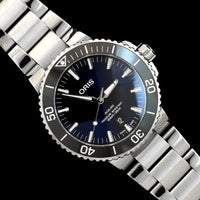 Stainless Steel Pre-Owned Oris Aquis Date Estate Watch