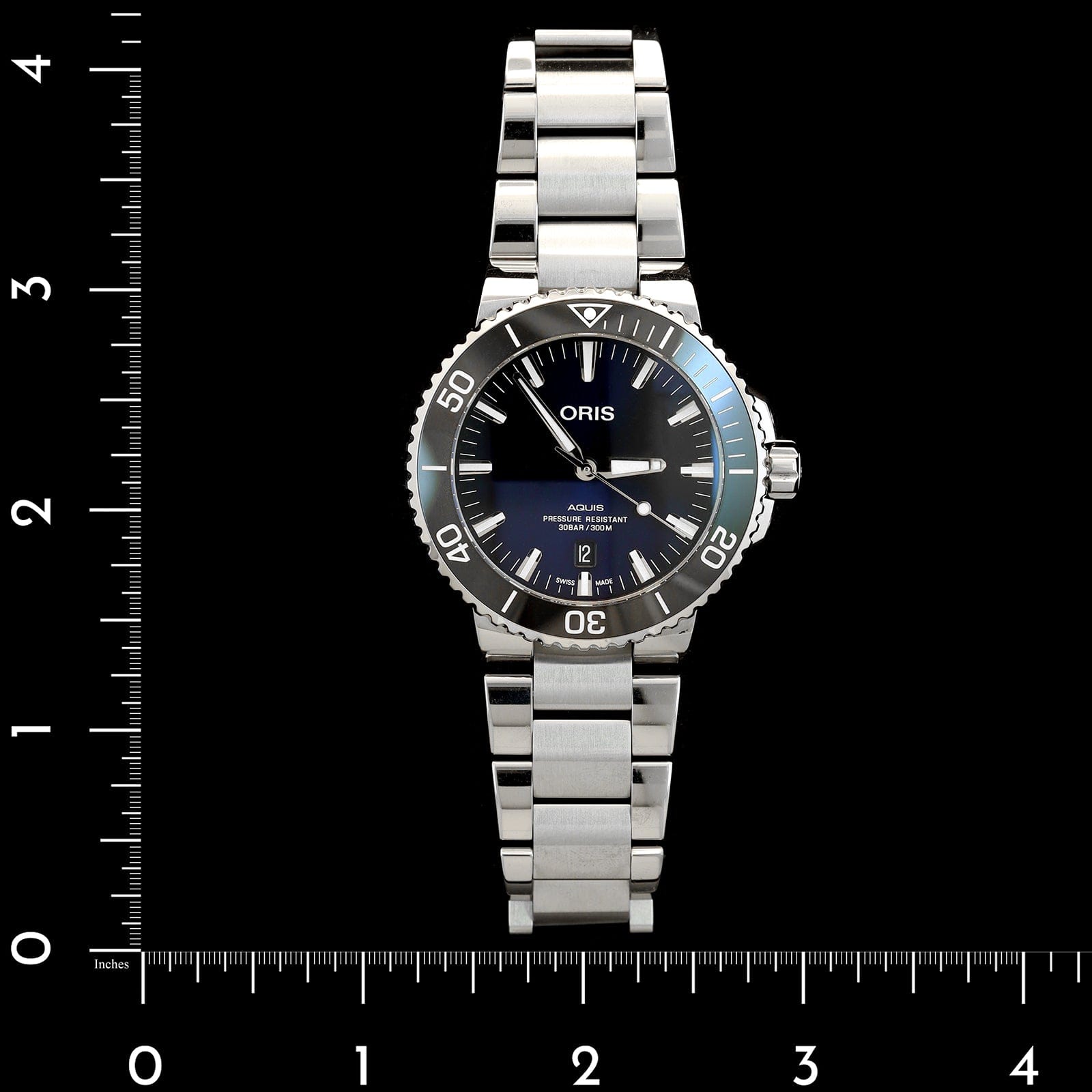 Stainless Steel Pre-Owned Oris Aquis Date Estate Watch