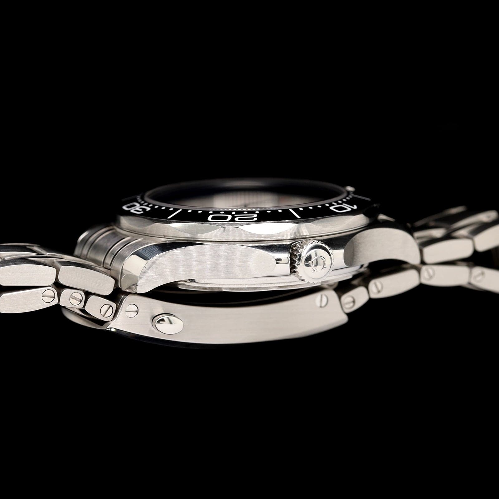 Stainless Steele Pre-Owned Omega Seamaster Diver 300M Watch