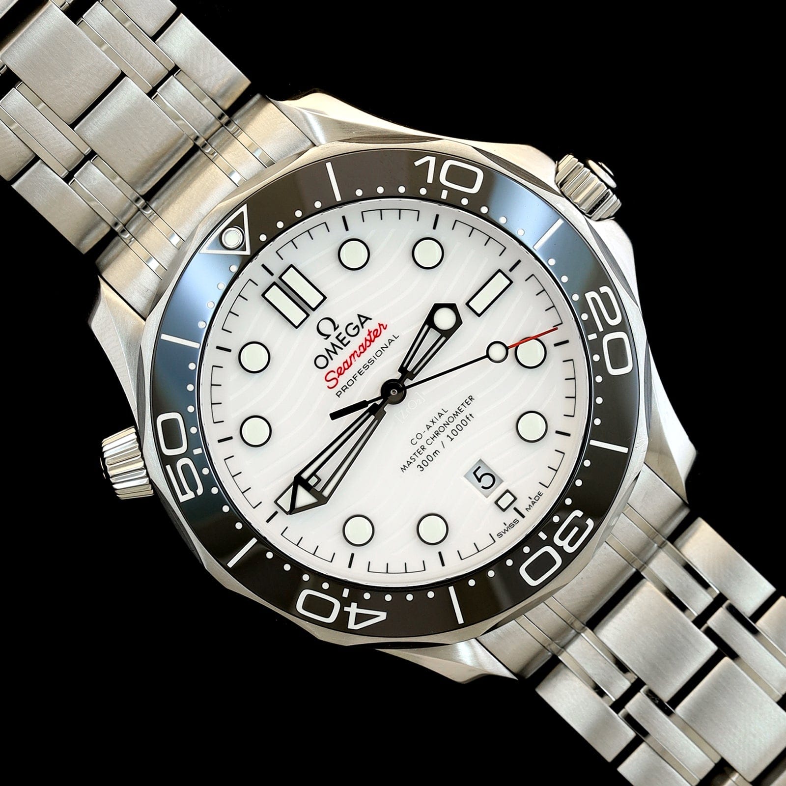 Stainless Steele Pre-Owned Omega Seamaster Diver 300M Watch