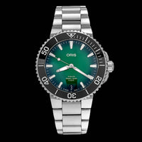 Stainless Steel Pre-Owned Oris Aquis Date, Calibre 400. Estate Watch