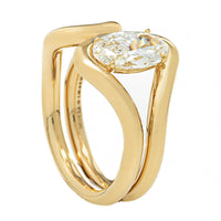 18K Yellow Gold Oval Diamond Knot Style Ring