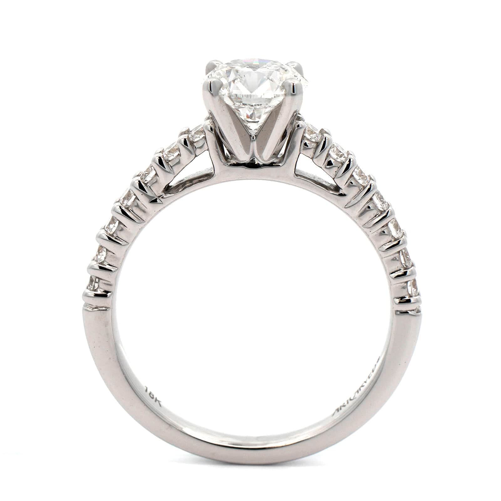 18K White Gold Round Diamond Engagement Ring