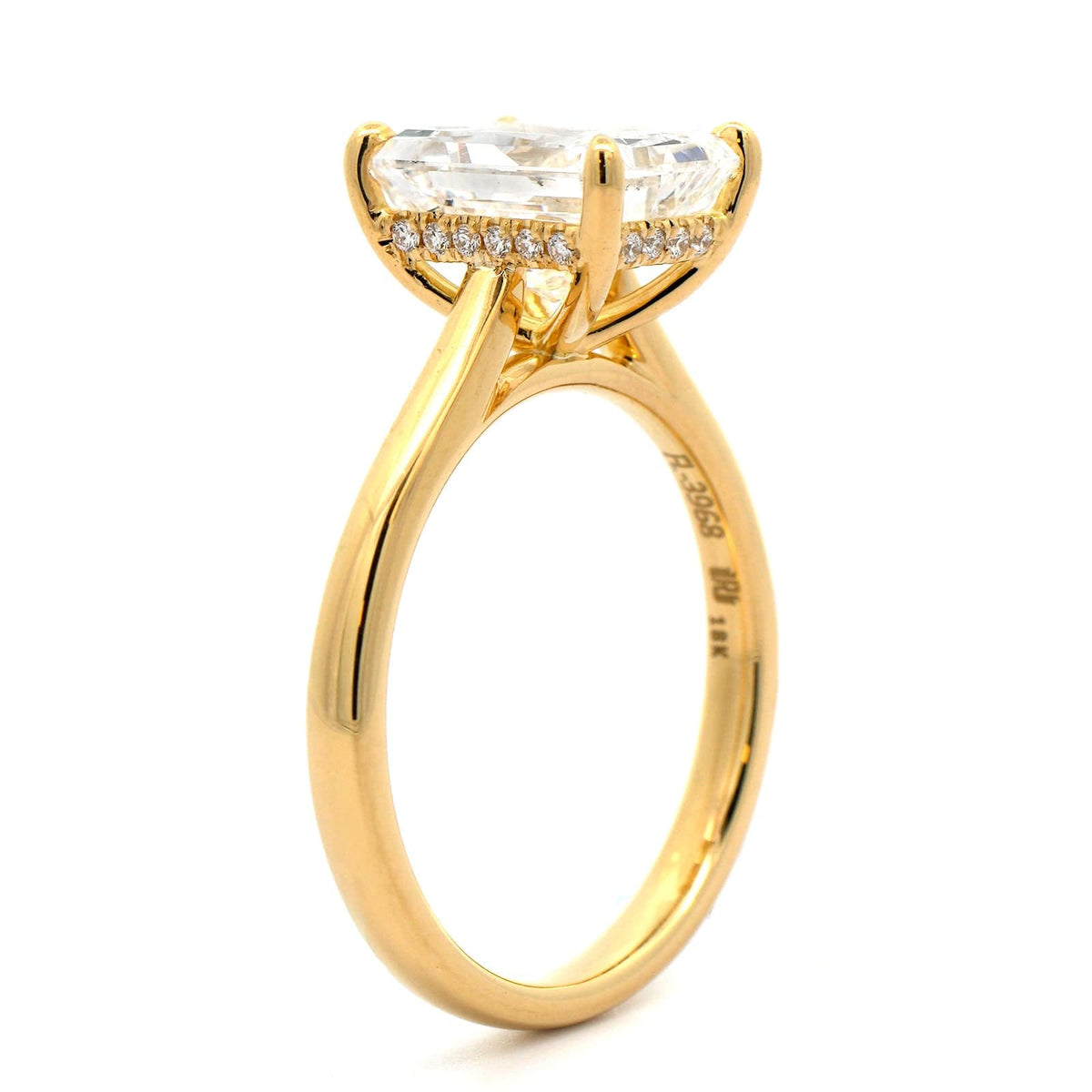 18K Yellow Gold Radiant Cut Diamond Engagement Ring